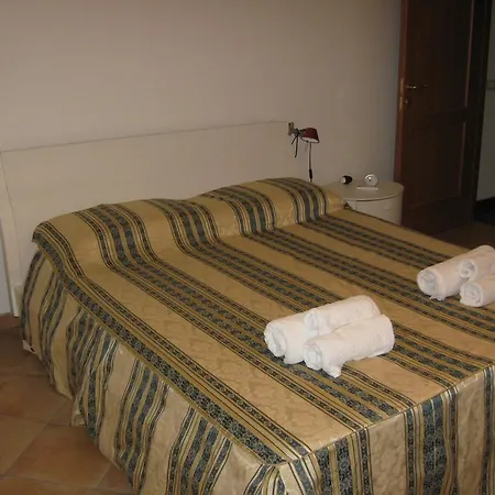 Apartment Le Tre Rose *